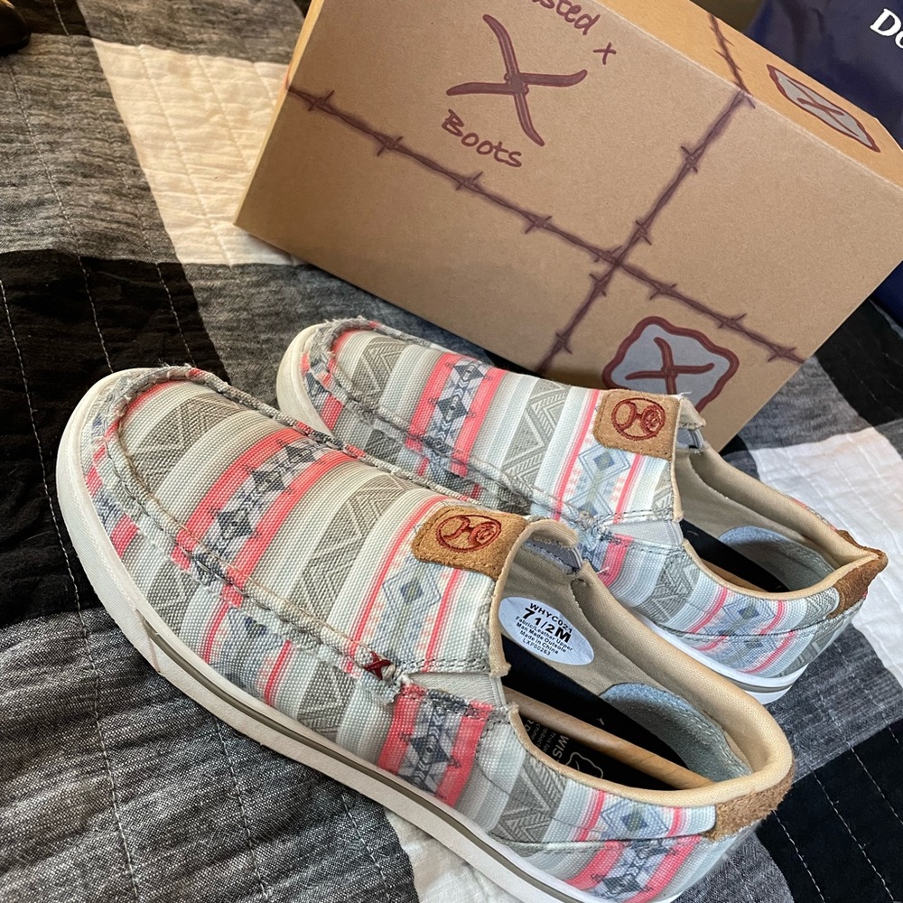 Twisted x hooey shoes